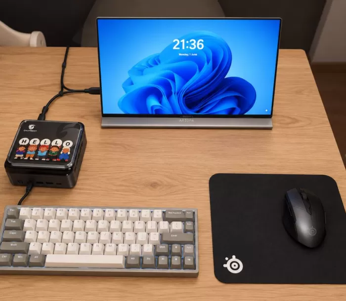External appearance of the Chatreey AN3P H255 mini PC with screen and keyboard