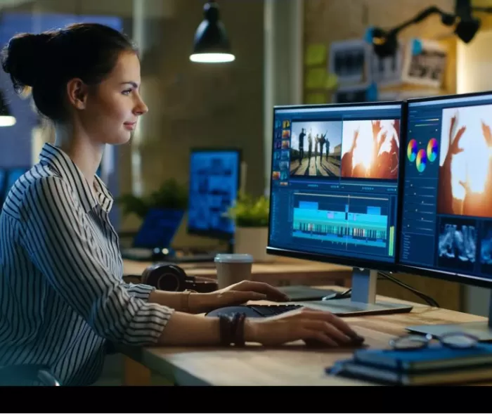 Girl working with dual screen